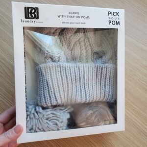 Laundry‎ by Design Beanie with Snap-On Poms interchangeable faux fur